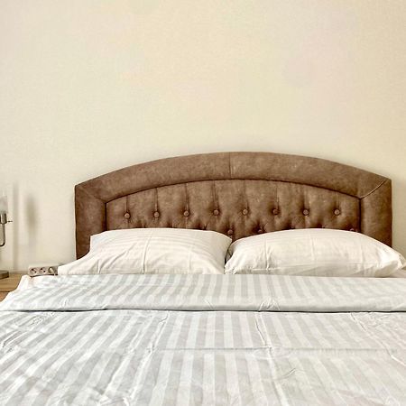 Apartpoltava Стильні 2-Кімн Апартаменти Біля Пд "Листопад" Закрита Парковка, Чек Прро מראה חיצוני תמונה