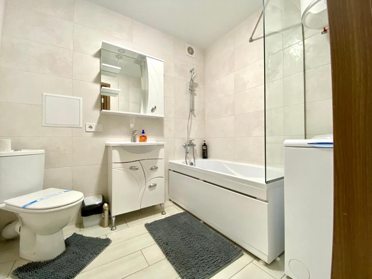 Apartpoltava Стильні 2-Кімн Апартаменти Біля Пд "Листопад" Закрита Парковка, Чек Прро מראה חיצוני תמונה